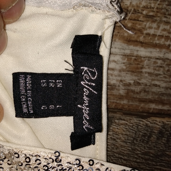 Women's top - Picture 2 of 3